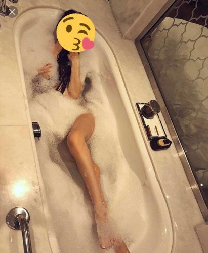 Benzersiz otelde buluşan escort Kumru