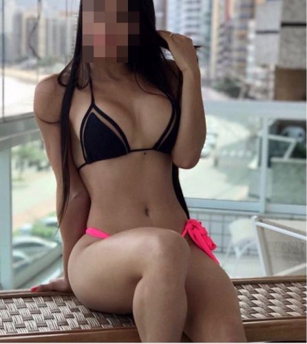 Şımarık ön sevişme yapan escort Pinar